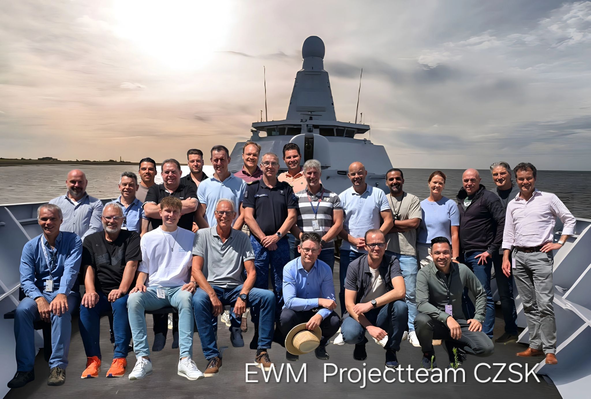 Een nieuwe mijlpaal voor onze line of business EWM binnen programma Roger: na de succesvolle golives van de hoofddepots van de Landmacht, Luchtmacht en COMMIT zijn vandaag de twee hoofddepots in de Marinehaven Den Helder overgegaan op SAP EWM.

Het zijn het hoofddepot van de Marine ODC Arsenaal en het Defensie Brand- en Bedrijfsstoffenbedrijf Den Helder. 

Een prachtige prestatie van de businesses van het Commando Zeestrijdkrachten #CZSK en #COMMIT in samenwerking met onze systemintegrator aangevoerd door Capgemini 💪. 

Het komende jaar liggen nog een paar prachtige uitdagingen op ons te wachten waaronder het Militair Geneeskundig Logistiek Centrum #MGLC in Heerenveen en het hypermoderne nieuwe Logistiek Centrum Soesterberg #LCS!

#DBBB #COMMIT #JIVC #ROGER #MenF #WerkenBijDefensie #ProgrammaRoger #MenFIT
#WijZijnCOMMIT #Defensie #Samenwerken