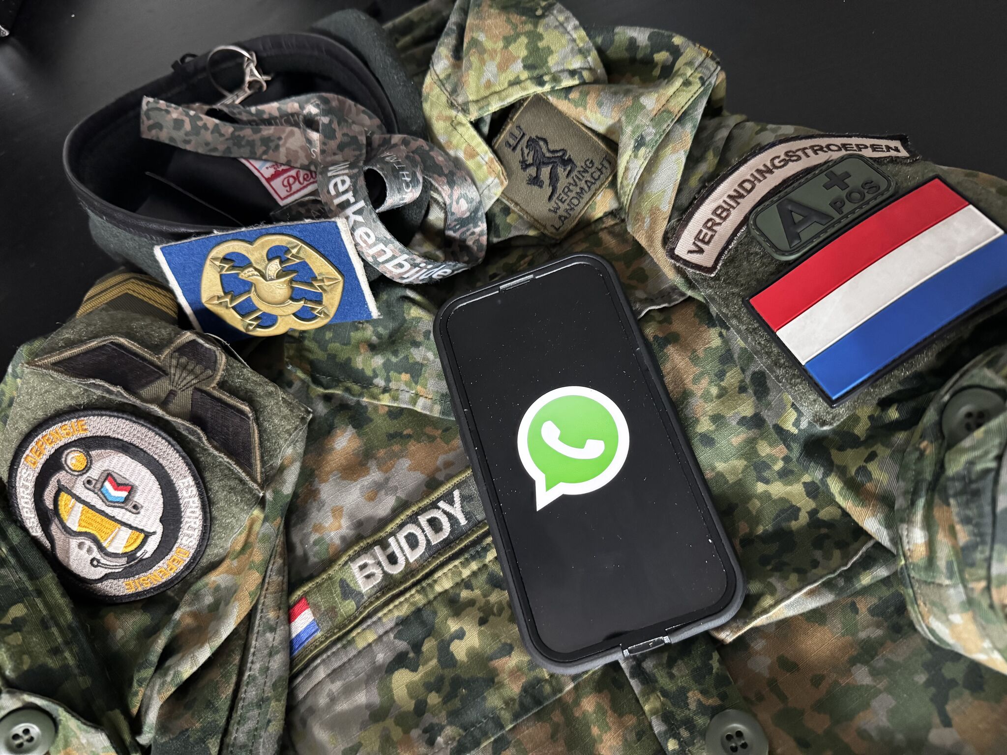 WhatsApp Dienst

Goeiedag, ik heb vandaag woensdag 16-07-2025 van 13:30 uur tot en met 19:00 uur WhatsApp dienst. Dus heb jij Defensie gerelateerde vragen of wil je even hallo zeggen? Stuur dan een WhatsApp bericht naar 06 83 67 12 15. 

[Alt-tekst in foto]

#defensie #dosco #clas #dcpl #werkenbijclas #koninklijkelandmacht #landmacht #werkenbijdefensie #buddybijdefensie #buddy #verbindingdienst #verbindelaar #defensieinclusief #diversiteit #inclusie #whatsapp