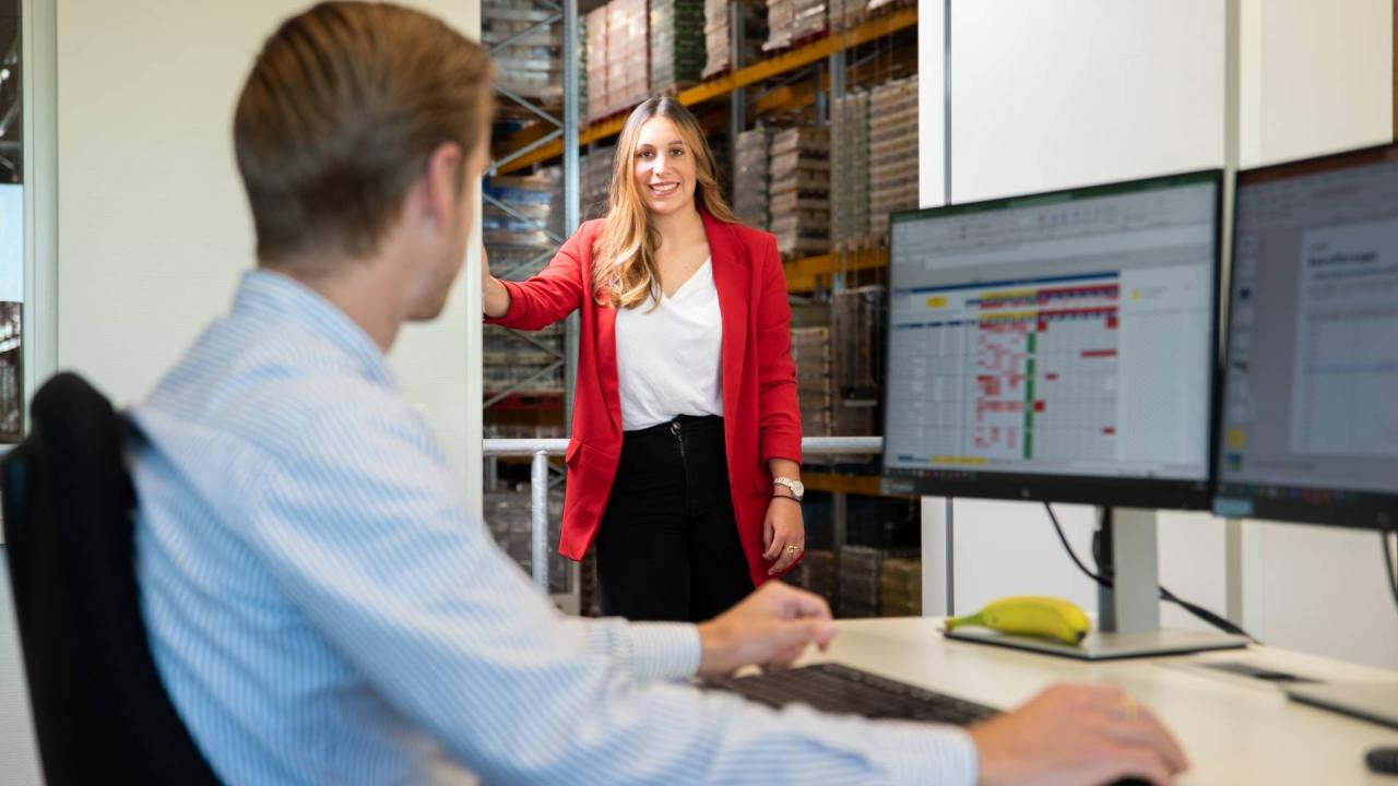 Jaaa er komt een plek vrij op onze supply chain afdeling in Almere 🤩
Lijkt het jou leuk om mee te werken aan alle nieuwe ontwikkelingen binnen Lidl op het gebied van supply chain en er voor te zorgen dat we nog bekender worden in Nederland? 
Bel ons dan voor een kop koffie of solliciteer direct.