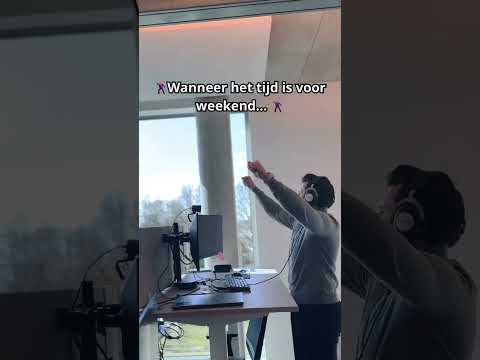 Van Excel naar de vrijmibo..

#OfficeRave #officehumor #nutzy #9To5Vibes #DJinDaBreakroom #short