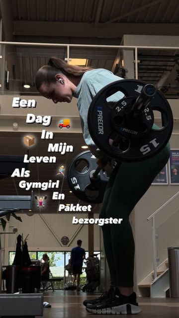 Een dag in mijn leven als gymgirl & pakketbezorgster🏃🏼‍♀️‍➡️ 

#gymgirl #gym #sporten #trainen #pakketjesbezorgen #pakketten #bezorgen #postnl #werkenbijpostnl #job #werken #pakketbezorger