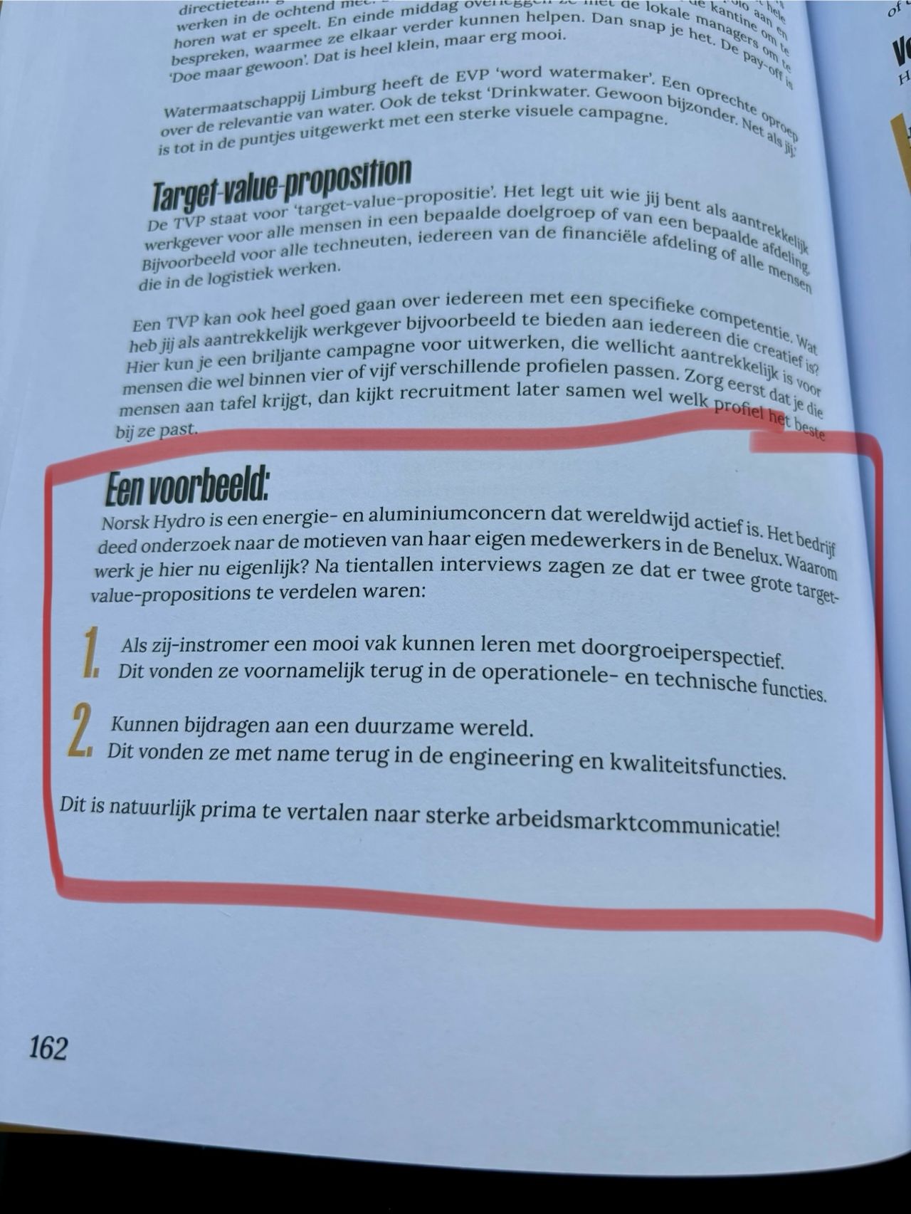 Hahaha, mooi dat Arjan Elbers  nog aan me dacht bij het schrijven van zijn boek #recruitmentunicorns 
We hebben samen enkele jaren geleden een mooi arbeidsmarkt project gedraaid. Met het deskundig advies van Arjan hebben we dit grondig aangepakt. En niet alleen een EVP (employer value propositie ) neer gezet maar ook een TVP 

(TVP = target value proposition. Het legt uit wie jij bent als aantrekkelijke werkgever voor alle mensen uit een bepaalde doelgroep)

En dat alles pakte trouwens uit in een hele fijne samenwerking met de mensen van #workstuff-GumtreeCreatives waarmee ik vervolgens een hele mooie online en offline campagne mocht realiseren Sander van de Vlasakker Jan-Willem Huurneman  Eveline Zweers-Plantinga top! 


#Hydro #NorskHydro #recruitment