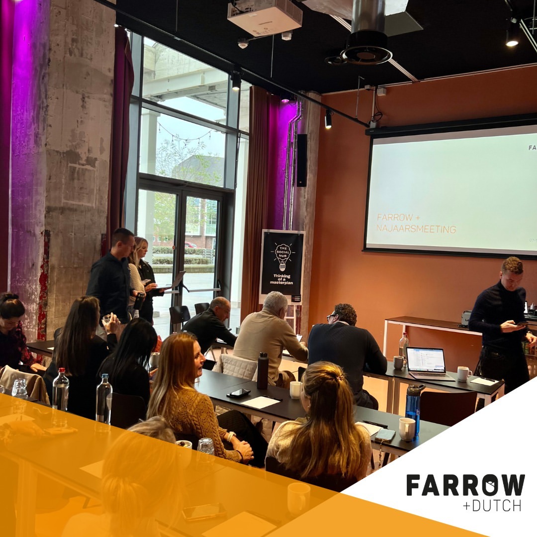 𝗙𝗮𝗿𝗿𝗼𝘄 + 𝗡𝗮𝗷𝗮𝗮𝗿𝘀𝗺𝗲𝗲𝘁𝗶𝗻𝗴 𝗲𝗻 𝗥𝗲𝗰𝗿𝘂𝗶𝘁𝗺𝗲𝗻𝘁 𝗨𝗻𝗶𝗰𝗼𝗿𝗻𝘀 🦄

Gisteren stond een drukke dag op de planning voor onze medewerkers. We trapten de dag af met onze najaarsmeeting. Welke onderwerpen we bespraken? Een terugblik op de afgelopen jaren, de nieuwste ontwikkelingen, toekomstdoelen en nog veel meer! Na de meeting genoten we van een heerlijke lunch, ínclusief de lekkerste cheesecake. 🍰

In de middag gingen we eropuit. We bezochten de theatershow 'Recruitment Unicorns' en deden inspiratie op om de arbeidsmarkt te veroveren. Een middag gevuld met tips, adviezen en inzichten om als team nóg beter te worden in wat we doen. 🚀

#farrowdutch #recruitmentunicorns #najaarsmeeting