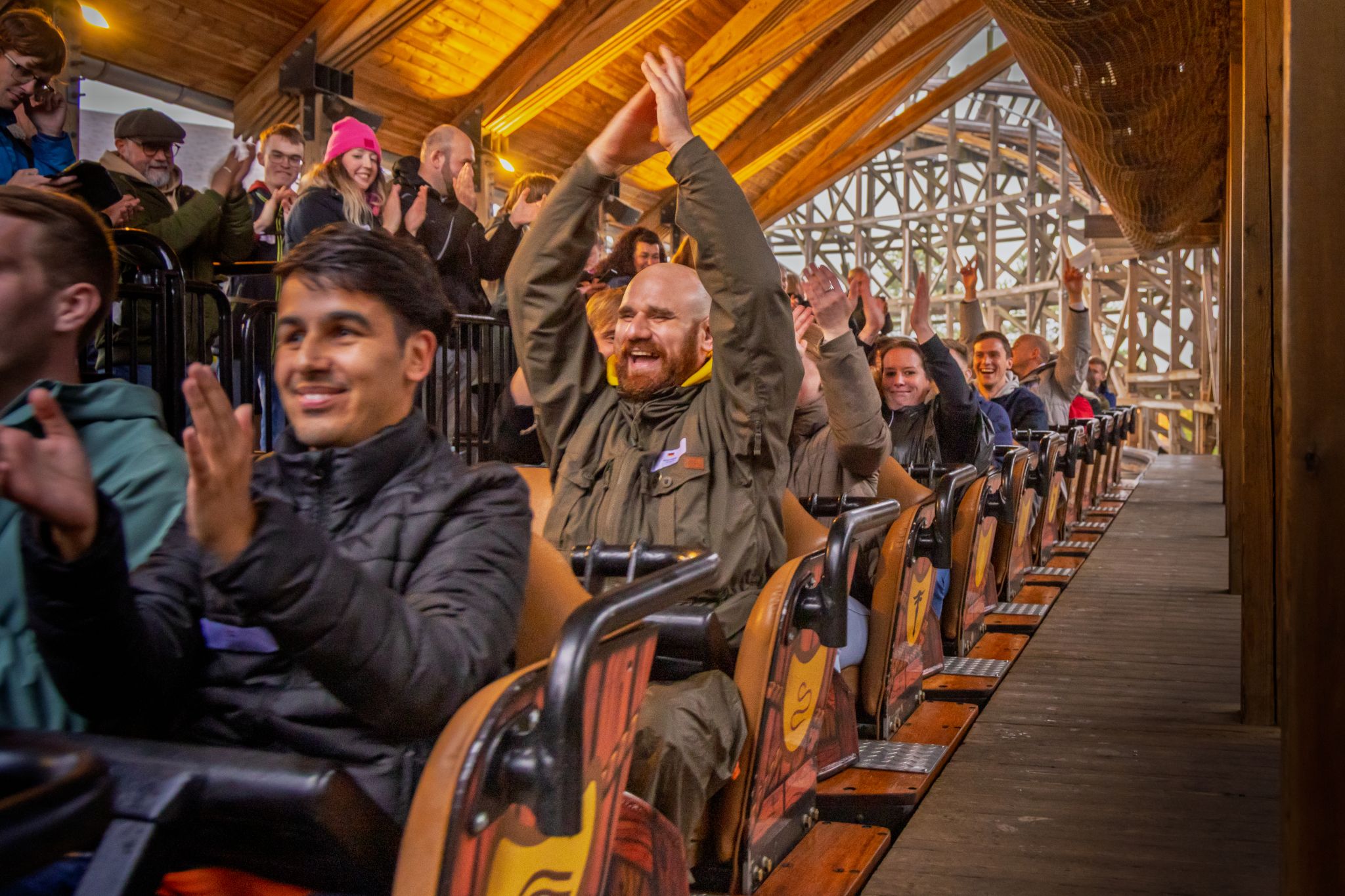 For English, see below.

Nederlands:
🎢 De Troy Coaster Challenge komt steeds dichterbij! Een paar dagen geleden deelde ik mijn deelname aan deze bijzondere uitdaging: 24 uur in de geweldige houten achtbaan Troy van Attractiepark Toverland, voor Stichting Jade Uitwaaimomenten kinderkanker.

Maar deze challenge draait niet alleen om doorzettingsvermogen - het is ook een kans om samen een verschil te maken! Wil jij ook meehelpen? Doneren kan nog steeds via: https://bit.ly/TCCMarijn, maar sinds gisteren is er nóg een mooie manier om bij te dragen: een speciale veiling, opgezet door Toverland.

Tijdens deze online veiling kun je bieden op unieke Toverland-items en -ervaringen, zoals een exclusieve backstage-tour, een uur "Exclusive Ride Time" in Troy of Fēnix, of speciale merchandise. Net als de donaties wordt de volledige opbrengst van de veiling gedoneerd aan Stichting Jade, zodat zoveel mogelijk gezinnen een zorgeloos moment kunnen beleven.

Wil jij de Troy Coaster Challenge steunen, Stichting Jade helpen, en één van die bijzondere items bemachtigen of ervaringen beleven? Neem een kijkje en bied mee via: https://lnkd.in/epwGZmjB.

Samen maken we het verschil. 💙


English:
🎢 The Troy Coaster Challenge is getting closer! A few days ago, I shared my participation in this incredible challenge: 24 hours on the amazing wooden roller coaster Troy at Attractiepark Toverland, all in support of Stichting Jade Uitwaaimomenten kinderkanker.

But this challenge is not just about endurance—it’s also an opportunity to make a difference together! Would you like to help? You can still donate via: https://bit.ly/TCCMarijn, but since yesterday, there’s another great way to contribute: a special auction organized by Toverland.

During this online auction, you can bid on unique Toverland items and experiences, such as an exclusive backstage tour, an hour of "Exclusive Ride Time" on Troy or Fēnix, or special merchandise. Just like donations, all proceeds from the auction will be donated to Stichting Jade, helping as many families as possible experience a carefree moment.

Would you like to support the Troy Coaster Challenge, help Stichting Jade, and win one of these unique items or experiences? Check out the auction and place your bid via: https://lnkd.in/epwGZmjB.

Together, we make a difference. 💙


#TroyCoasterChallenge #StichtingJade #Toverland