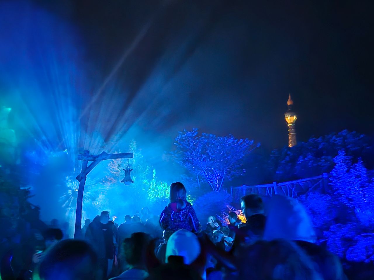 No spooky or mysterious going's on with the Martin Professional MAC Viper XIP - just a solid workhorse product for all environments 🎃 👻. How are you using your Vipers?! 