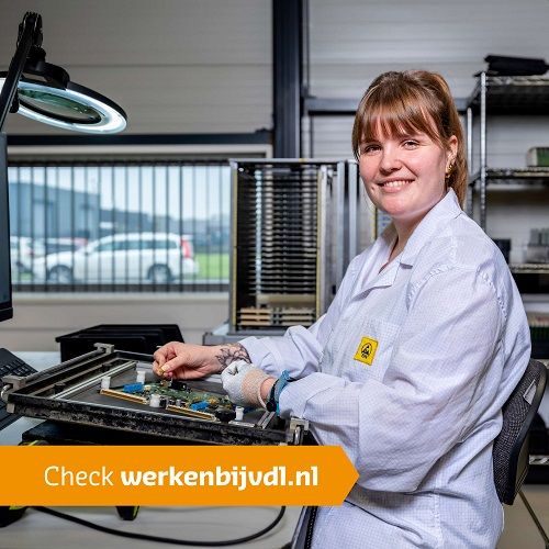 𝑴𝒂𝒂𝒌 𝒌𝒆𝒏𝒏𝒊𝒔 𝒎𝒆𝒕... 𝑴𝒂𝒓𝒊ë𝒕 𝑵𝒆𝒍𝒊𝒔

Mariët werkt ruim drie jaar bij VDL TBP Electronics als Productiemedewerkster. Haar vakmanschap, geduld en vriendelijke houding zorgen ervoor dat ze een onmisbare schakel is binnen ons team.

Wil je weten wat Mariët zo aanspreekt om te werken bij VDL TBP Electronics? Of wat haar functie precies inhoudt? Lees dan haar testimonial via deze link https://lnkd.in/eXnWfqVk

#EMS #werkenbijvdl #techniek #productie #dirksland