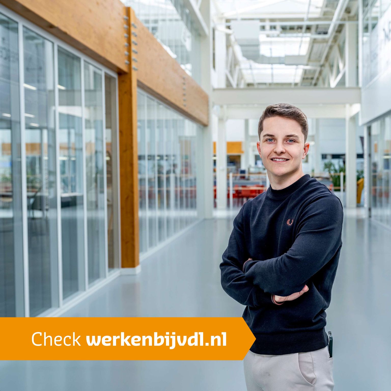 𝑴𝒂𝒂𝒌 𝒌𝒆𝒏𝒏𝒊𝒔 𝒎𝒆𝒕... 𝑹𝒂𝒖𝒏𝒐 𝑽𝒐𝒔𝒕𝒆𝒓𝒔

Rauno Vosters woont in Mol (België) en werkt bij onze vestiging op de Brainport Industries Campus (BIC) in Eindhoven. Onze Test Engineers op de BIC doen analyses vanaf het eerste ontwerpidee en geven concrete aanbevelingen voor het beste ontwerp en een optimale teststrategie.

Klik op de volgende link om de testimonial te lezen: https://lnkd.in/dPR-3Ux4

#BIC #werkenbijvdl #testengineer #vdlgroep #innovatief